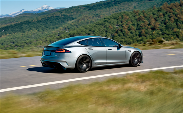 约60.99万起 新款特斯拉Model S/X上市 ：配置升级还挺多