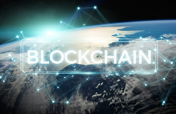 比特币的"制度性"革命：上市公司囤币潮背后的经济学逻辑