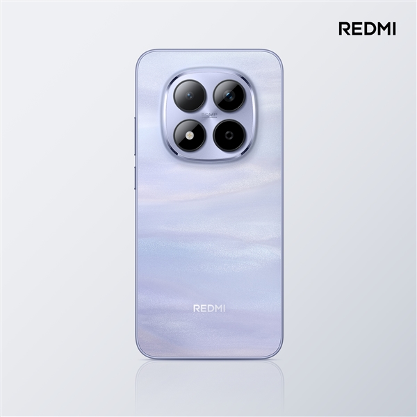 王腾晒出REDMI Note 15 Pro：Pro+级耐用品质+直屏形态