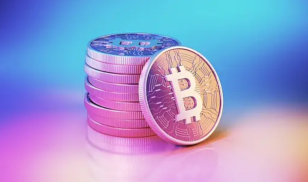 A 股休市、加密市场狂欢？近 5 年国庆数据解析、2025 年 BTC/ETH 走势预测