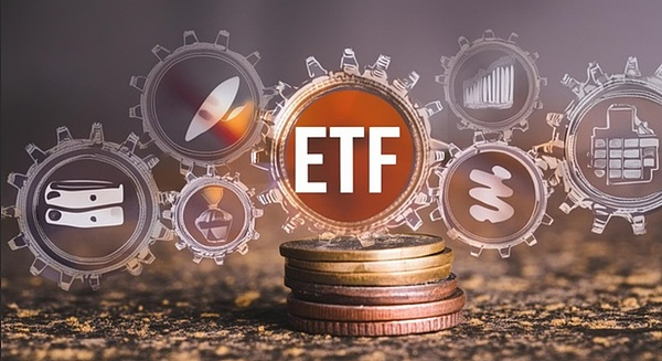 加密革命：ETF 如何重塑市场格局、引领机构资本狂潮？