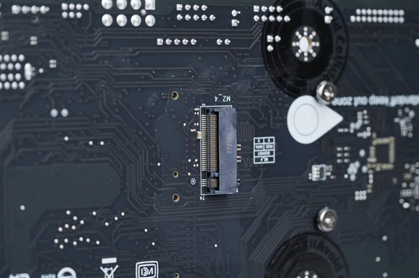 支持多种CPU调整外频！微星B850MPOWER主板图赏