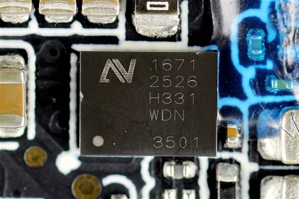 299元卖爆！小米金沙江电池磁吸超薄充电宝拆解：用料扎实 做工可靠