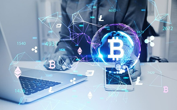 周期律与市场信号的共振：解读Ark Invest对比特币牛市后期的预判