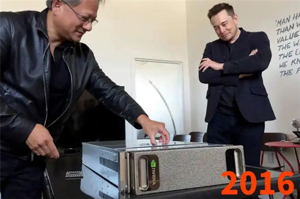 进军PC第一站！NVIDIA DGX Spark正式发货：全球最小AI超算 2.85万元起