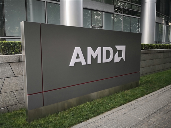 继牵手OpenAI后 AMD获甲骨文大额订单 明年第三季度起部署五万块AI芯片