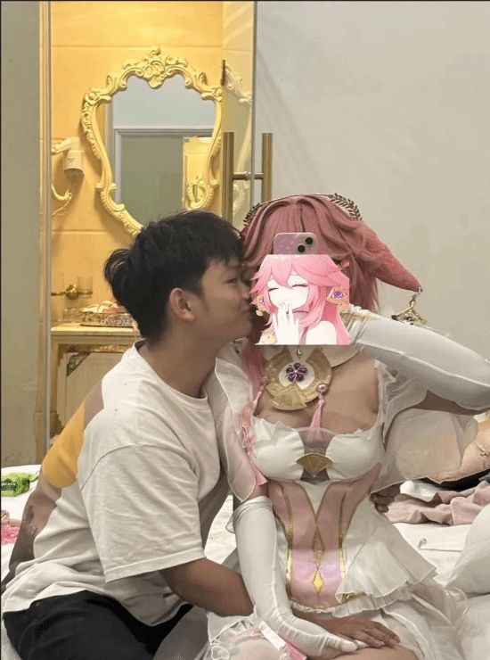 超走心！印尼网友cos《原神》角色为服役丈夫践行