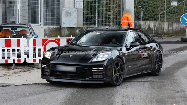 挑战小米纽北记录！保时捷全新Panamera Turbo GT谍照流出 V8引擎800马力