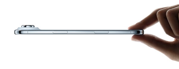 李楠评iPhone Air：真的是10年来最好的iPhone