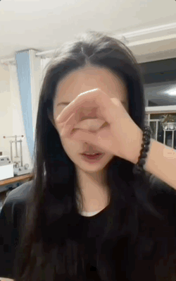 走在路上怕被抢 美国男子定制最昂贵义眼！成本200万美元