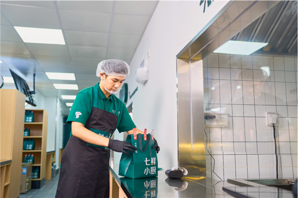 外卖现炒现做 后厨24小时直播!京东七鲜小厨公示食材供应商