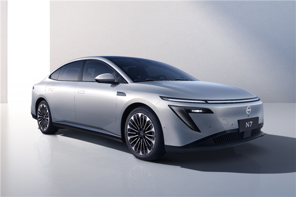 中国造的日系车返销日本!东风日产N7东京车展完成海外首秀