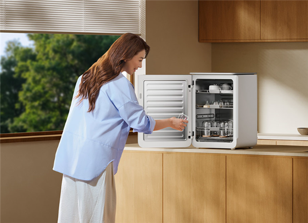 949元!小米推出米家智能消毒机:消杀率99.999%、接入米家App