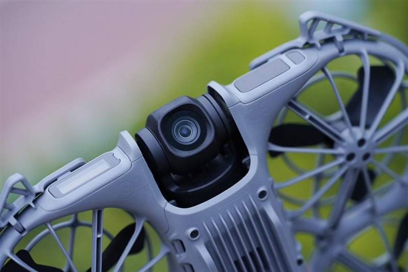 最适合入门的无人机！大疆Neo 2评测：4K60帧影像 全向避障随便飞！