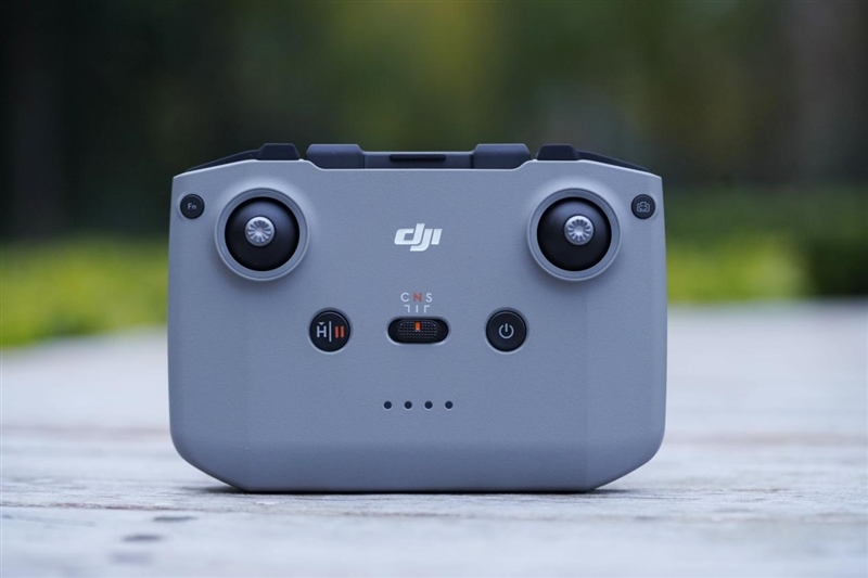 最适合入门的无人机！大疆Neo 2评测：4K60帧影像 全向避障随便飞！