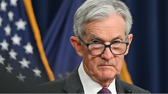 鲍威尔讲话震动币圈 BTC跌破11万 ETH跟跌 后市如何操作