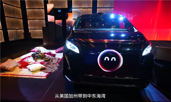 贾跃亭新车48小时斩获200+预订单 足球巨星伊涅斯塔成首位车主