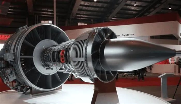 C929洲际大飞机就用它！中国自主CJ2000发动机公开亮相