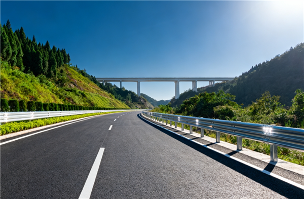 通行费0元 国内多条高速收费期满后停止收费