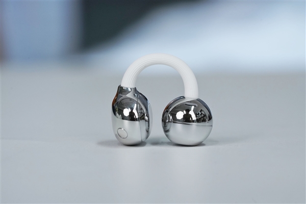 更小更轻无感佩戴!华为FreeClip 2耳夹耳机图赏
