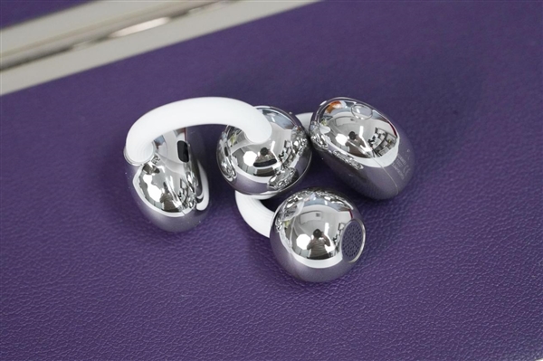 更小更轻无感佩戴!华为FreeClip 2耳夹耳机图赏