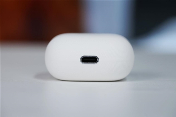 更小更轻无感佩戴!华为FreeClip 2耳夹耳机图赏