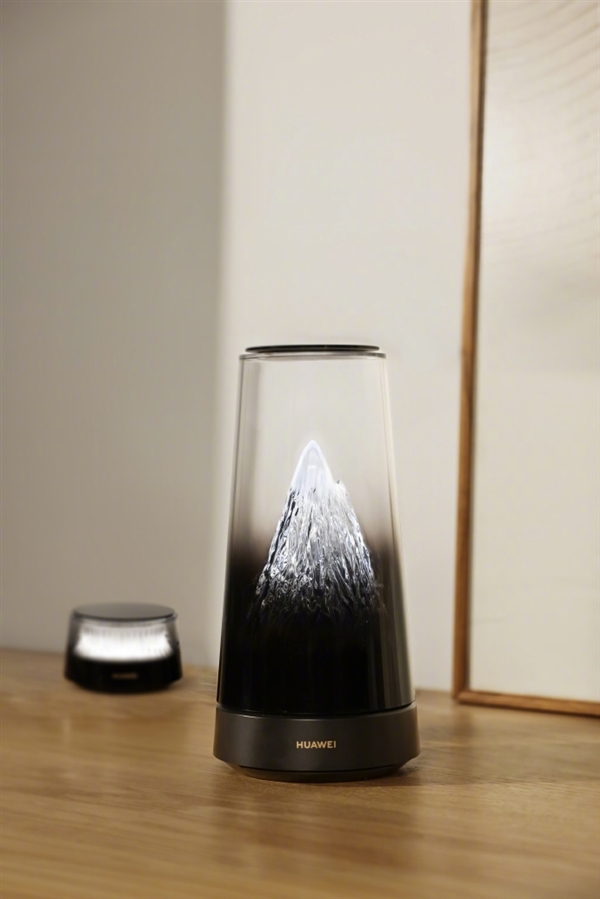 艺术路由日照金山来了！华为路由X3 Pro开启预售：1299元起