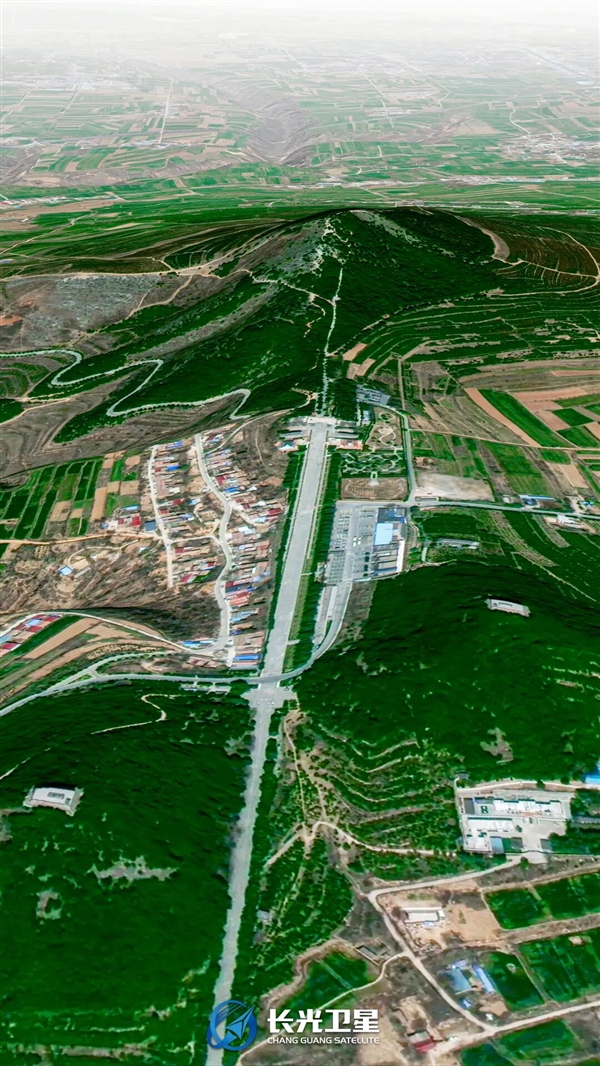 世界唯一夫妻合葬!卫星俯瞰中国帝王陵寝的巅峰:唐乾陵