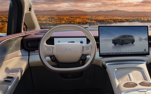 全球续航最长大七座 小鹏X9增程混动预售:35万起