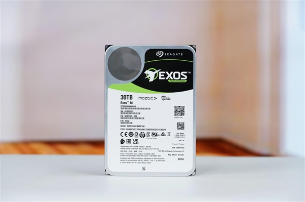 每碟片3TB!希捷银河Exos M 30TB硬盘图赏