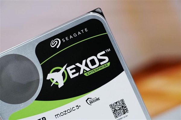 每碟片3TB!希捷银河Exos M 30TB硬盘图赏
