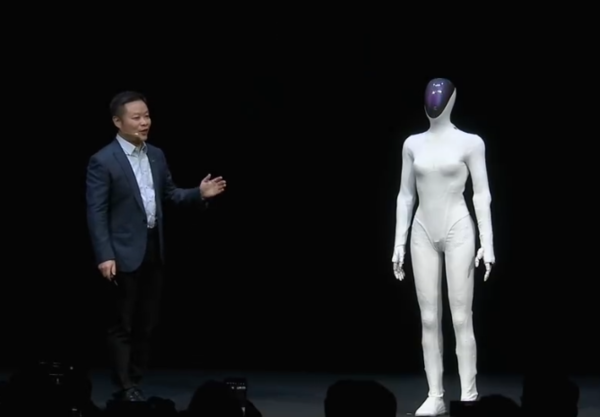 获得对手认可!马斯克点赞何小鹏自证IRON身份视频