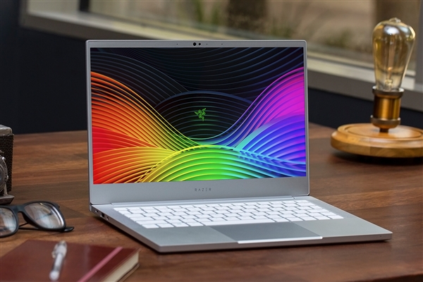 中国笔记本电脑涨价:线上均价破6800元 万元本销量大涨78%