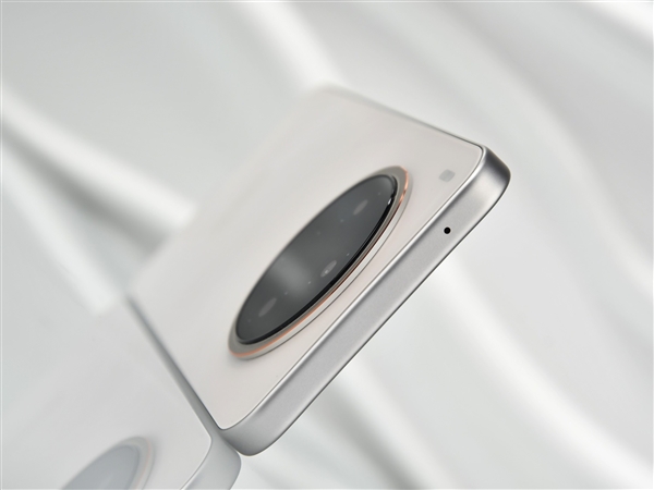 vivo Y500 Pro上手:旗舰级2亿像素下放 最硬核的国民手机