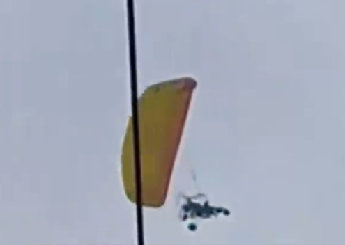 男子结婚当天自制飞行器上天 民航局部门回应