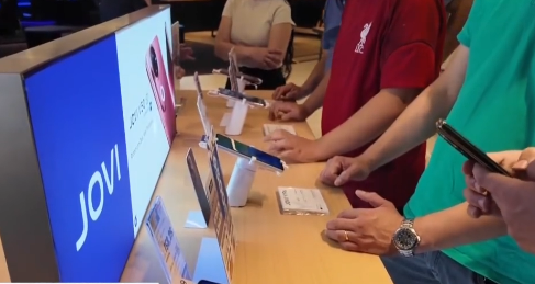 中国手机在巴西推进本土化生产:平均每22.5秒就能下线一部