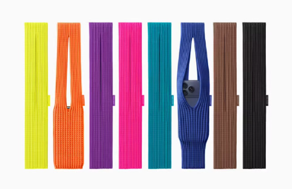 被嘲像长筒袜 是割韭菜吗！苹果回应1899元手机包定价过高 是联名款