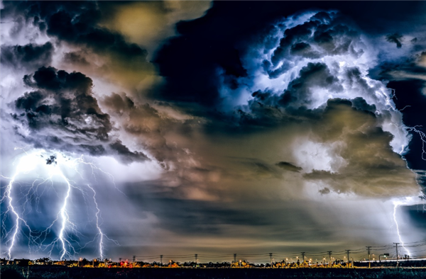 谷歌发布WeatherNext 2天气预报模型:速度提升8倍 精准覆盖灾难性事件