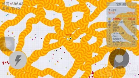 贪吃蛇对战示意图