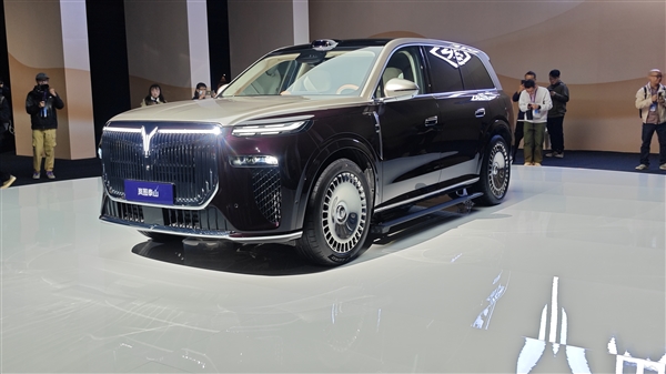 37.99万起的岚图泰山爆单!上市21分钟大定破万台