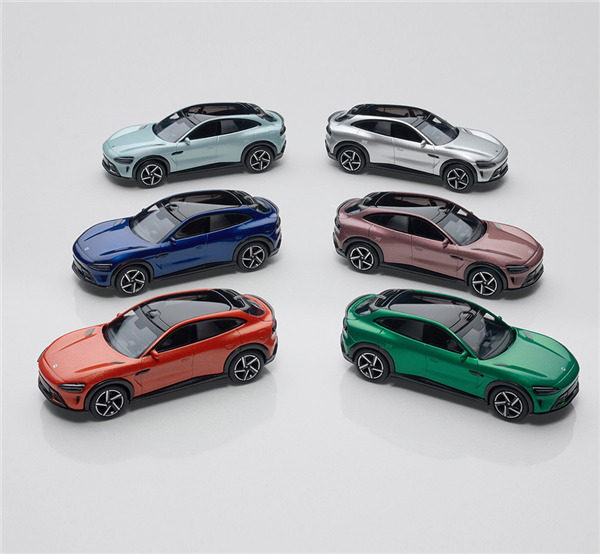 庆祝小米汽车50万台整车下线!雷军:免费送6万个车模