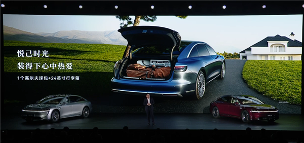 正面硬刚奔驰E宝马5！新款鸿蒙智行享界S9上市：万起