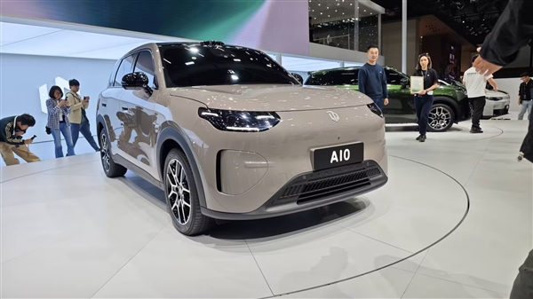 10万内首搭激光雷达！零跑A10广州车展全球首秀：500km超长续航