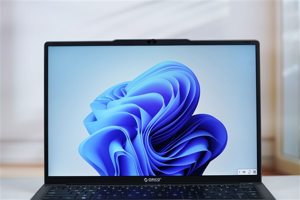 首发仅2899元 奥睿科Obook超能笔记本图赏