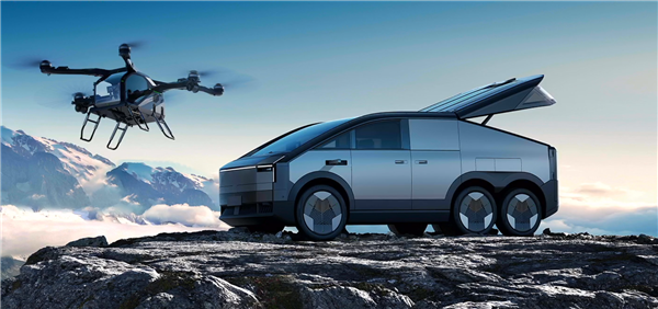 小鹏汇天首台陆地航母陆行体量产试制车正式下线！明年开始交付