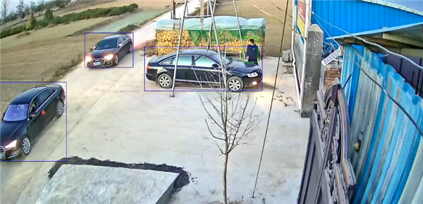 男子开奥迪上班 被当成婚车头车！拐走7台奥迪一路跟到工厂