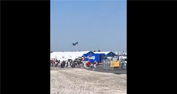 美国F16重现印度光辉战机航展坠毁动作：土耳其飞行员完美通过