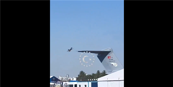 美国F16重现印度光辉战机航展坠毁动作：土耳其飞行员完美通过