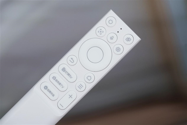 哈曼联名+1000 CVIA流明！哈趣投影H3 Ultra图赏