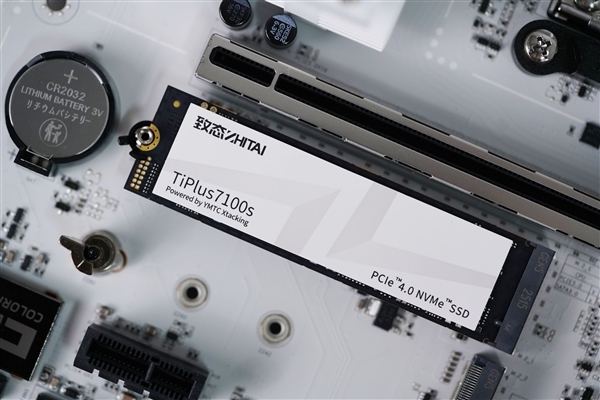 别被骗了！长江存储辟谣：没有关闭致态SSD产线